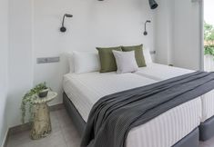 Lain-lain 2 Tusity One