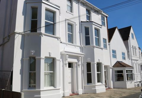 その他 Lennard House