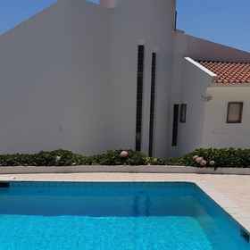 Primary image1普拉亞達阿雷亞布蘭卡無可挑剔的四臥別墅,里斯本区別墅