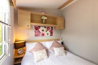 อื่นๆ 4 Inside No. 9 Retreat