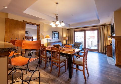 Others Two Bedroom Condo with a Balcony in Mountaineer Square 2 Condo - No Cleaning Fee! by RedAwning
