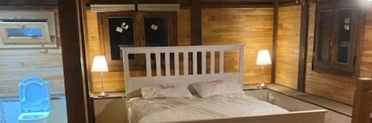 Others Cedar 1-bed House With Stunning Views