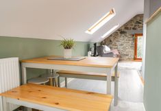 Others 6 Brithgwm Canol