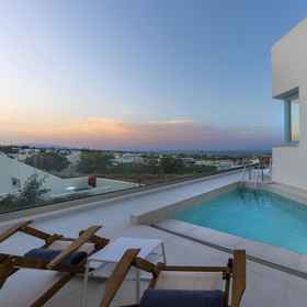 Primary image 1 วิลลาหรู ซันโต้ บลูม, โรงแรม & ที่พัก ซานโตรินี่