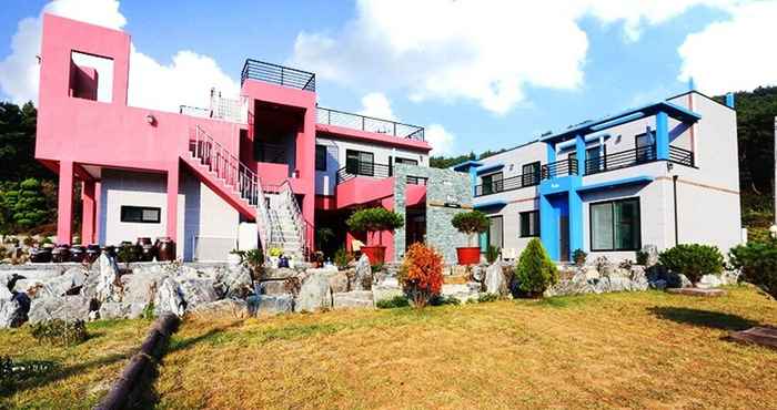 Others Taean JK House Pension