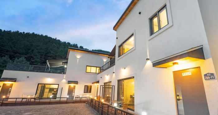 Lain-lain Yangpyeong Chorokbam Pool Villa Pension