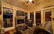 Lain-lain 7 A Cozy Mountain Hideaway - 1 Bedrooms, 1 Baths, Sleeps 4 1 Cabin by Redawning