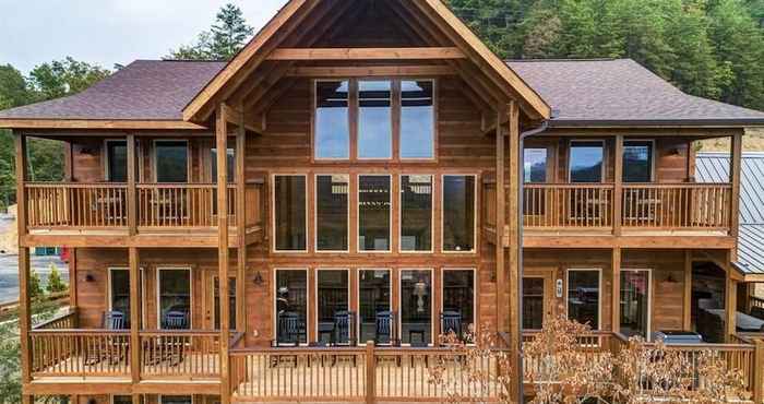 Others Awesome Mountain Sunsets - 5 Bedrooms, 5.5 Baths, Sleeps 16 5 Cabin by Redawning