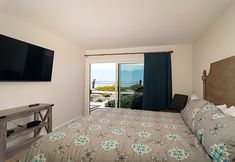 其他 5 Remodeled Ocean View Condo with Spa & Beach Access SBTC109 by RedAwning