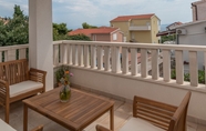 Others 3 Modern apt w. Terrace, 2 min Walk to the Beach