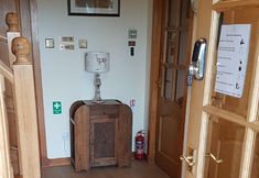 Others 4 Moorside Rooms
