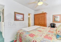 Khác 3 Vintage Home with Fire Pit in Backyard Street Away from Beach by RedAwning