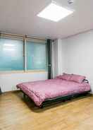 Room Gongju Donghaksa Moodwa Pension