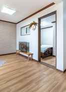 Room Tongyeong Haeorum Kids Pension