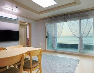 Others 2 Yeosu Baekya Sea Pension