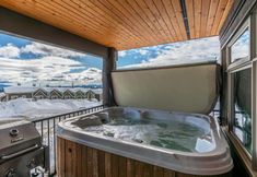 Lain-lain 2 Raven's Nest - Luxury Pet Friendly Condo w/ Private Hot Tub & Mountain Views