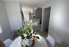 其他 5 Newly Remodeled 4th Street Work-Friendly Home by RedAwning