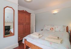 Others 5 Cathay House