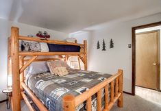 Others 5 06sw - Fireplace - W/d - Kitchen - Sleeps 7 2 Bedroom Home by RedAwning