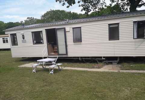 Others 3-bedroom Caravan at Thorness bay