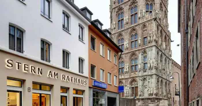 Lain-lain Stern am Rathaus