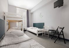 Khác 4 Moon Hostel Kraków