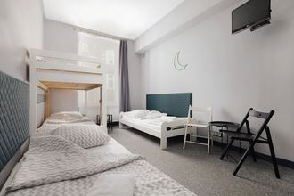 Khác 4 Moon Hostel Kraków