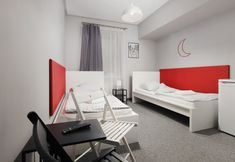 Khác 7 Moon Hostel Kraków