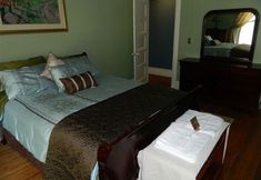 Others 6 The Queen of the Catskills B&B