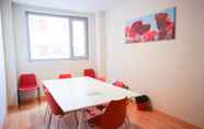 Lainnya 5 Vertice Roomspace Madrid