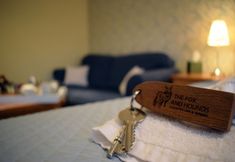 Others 5 Fox & Hounds