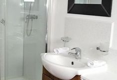 Others 4 Sawyers Bed and Breakfast