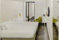 기타 7 H10 Urquinaona Plaza