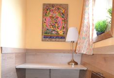 อื่นๆ 3 The Red Boat