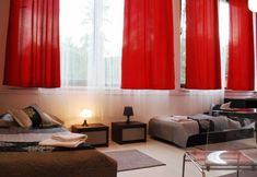 其他 4 Hotel Black & White