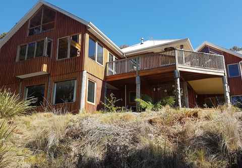 Others Bed in the Treetops Bed & Breakfast