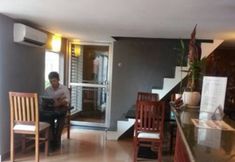 Khác 2 Pillar Hotel