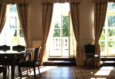 기타 6 Dwór Sieraków