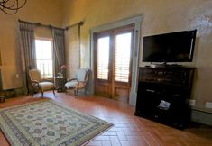 Lainnya 3 Castello di Monte