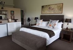 Others 5 Blue Gum Country Estate