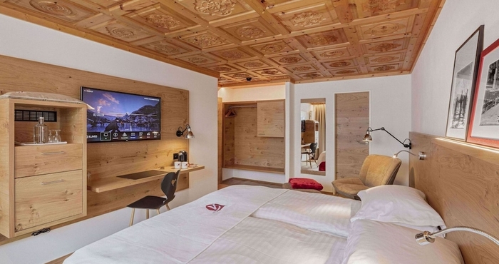 อื่นๆ Swiss Alpine Hotel Allalin