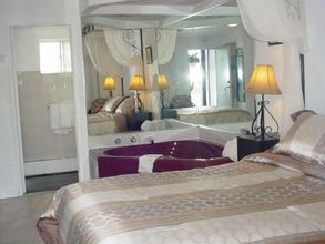 Lainnya 4 Blue Moon Motel