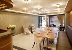 Others 4 Gravis Suites