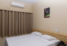 อื่นๆ 4 Village Hotel