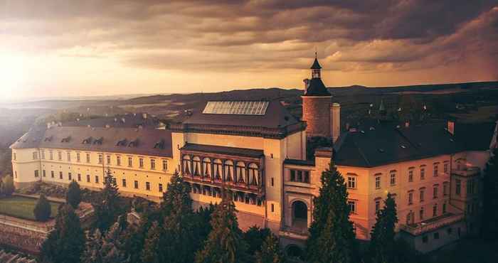 Khác Chateau hotel Zbiroh