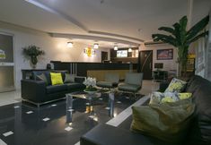 其他 7 Hotel Sansaed