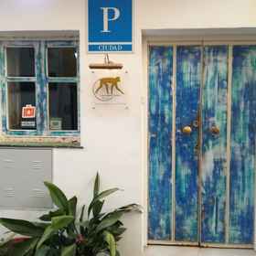 Primary image 1 The Monkey Room, Almáchar Hotels