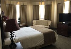 Others 7 Hotel Senator
