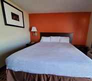 Others 4 Relax Inn Henryetta