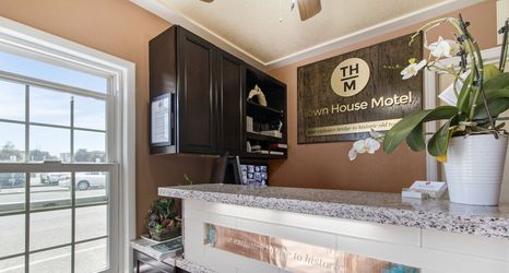 其他 2 Town House Motel – Historic Old Town Eureka